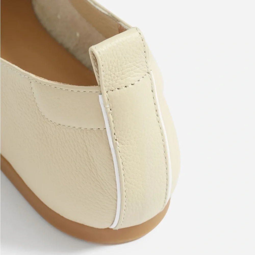 EVERLANE The Italian Leather Day Glove in Cream Flats Slip On Size 7.5 NEW_5